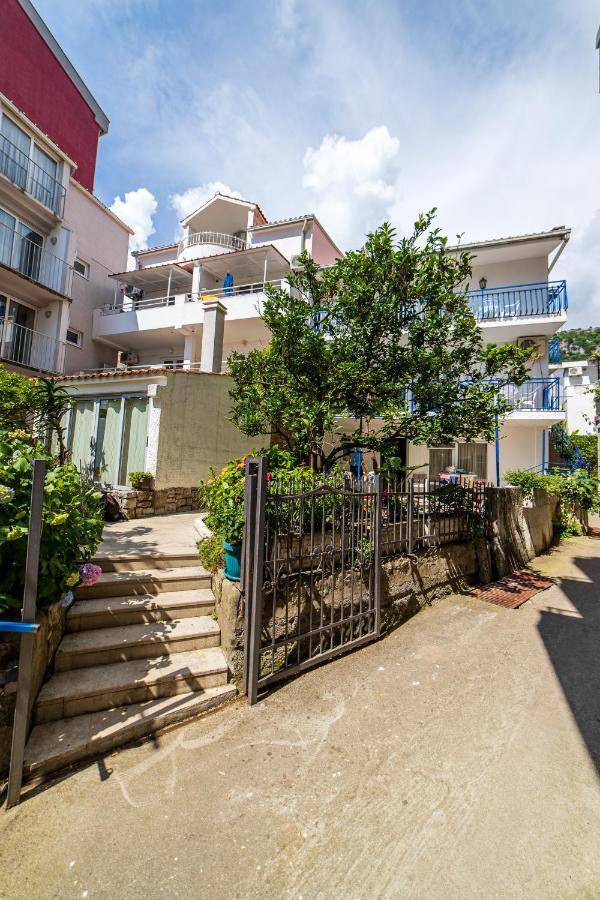 Apartments Vila Nikolic Рафаиловичи Экстерьер фото