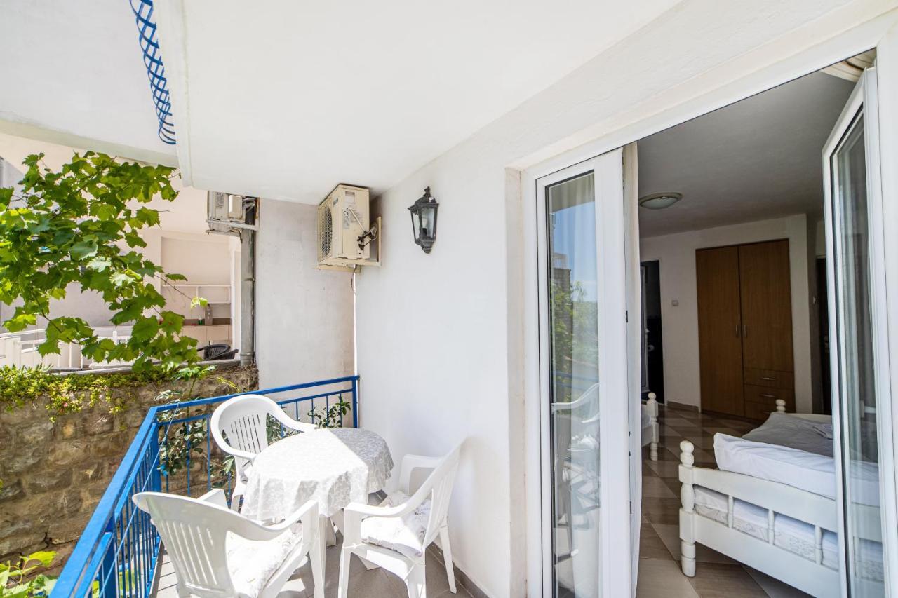 Apartments Vila Nikolic Рафаиловичи Экстерьер фото