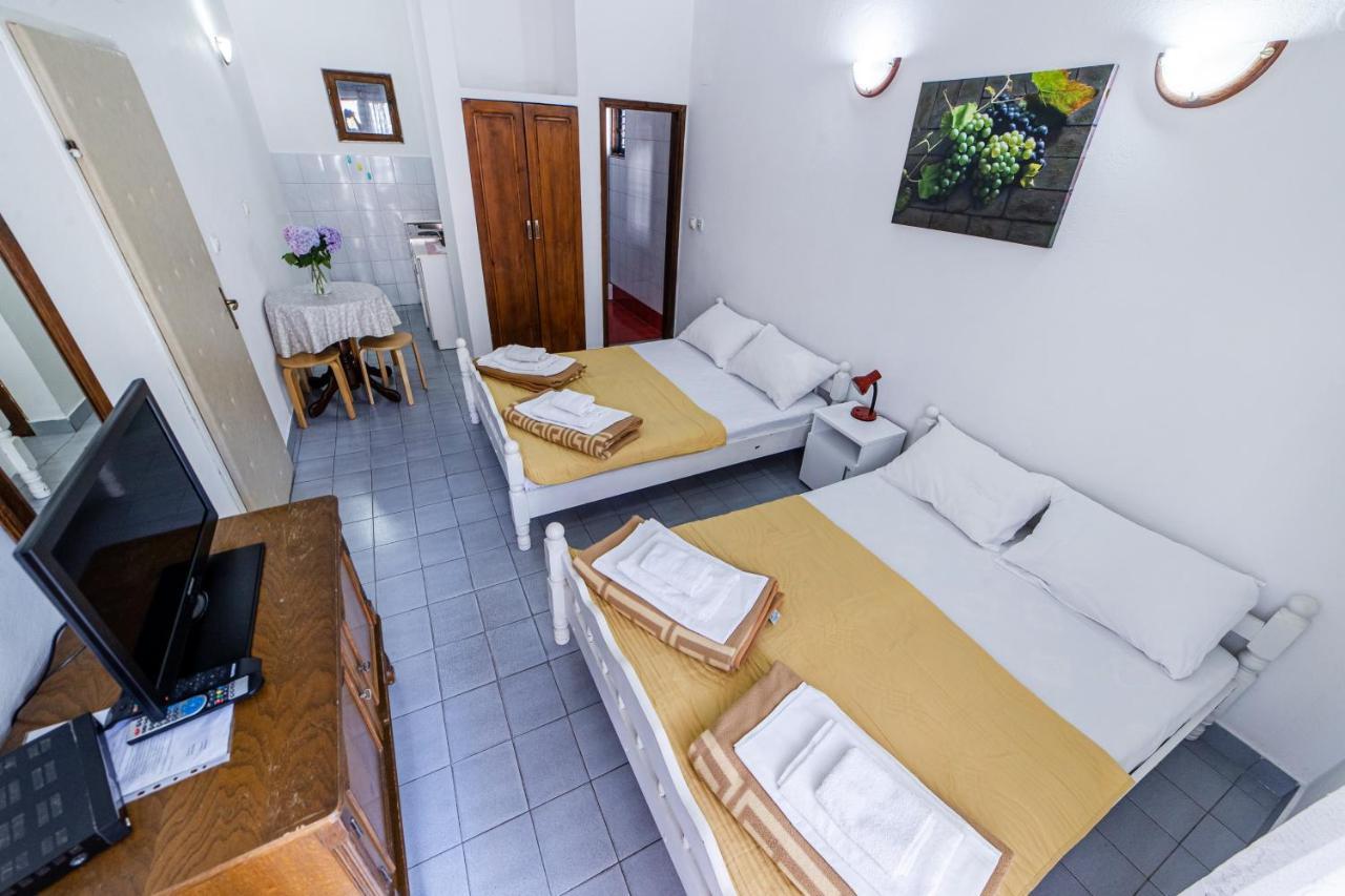 Apartments Vila Nikolic Рафаиловичи Экстерьер фото