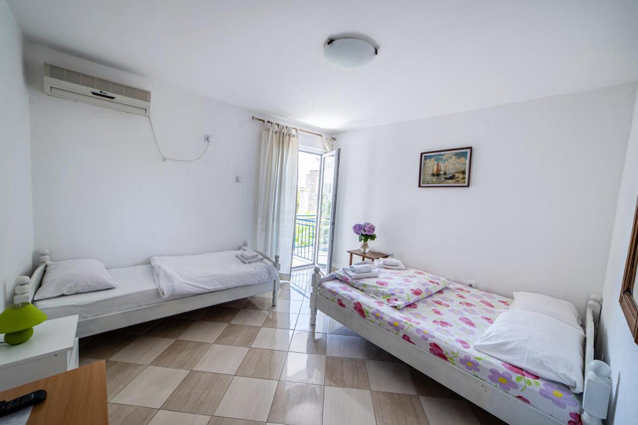 Apartments Vila Nikolic Рафаиловичи Экстерьер фото